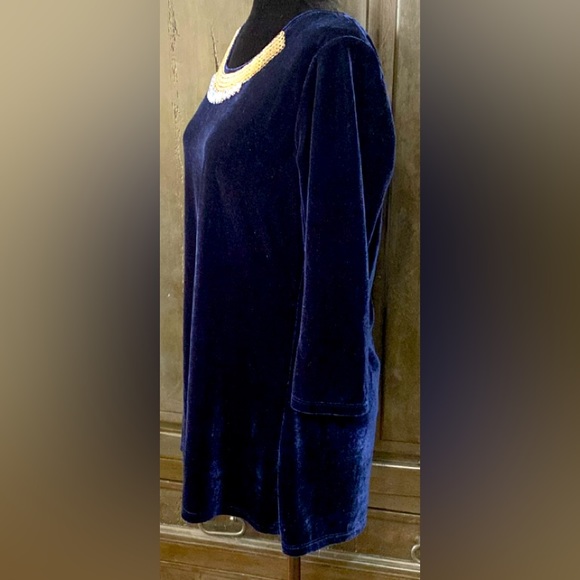 La Vanya Midnight Blue Velvet long sleeves Tunic w/rhinestones -Size Medium - Picture 2 of 9